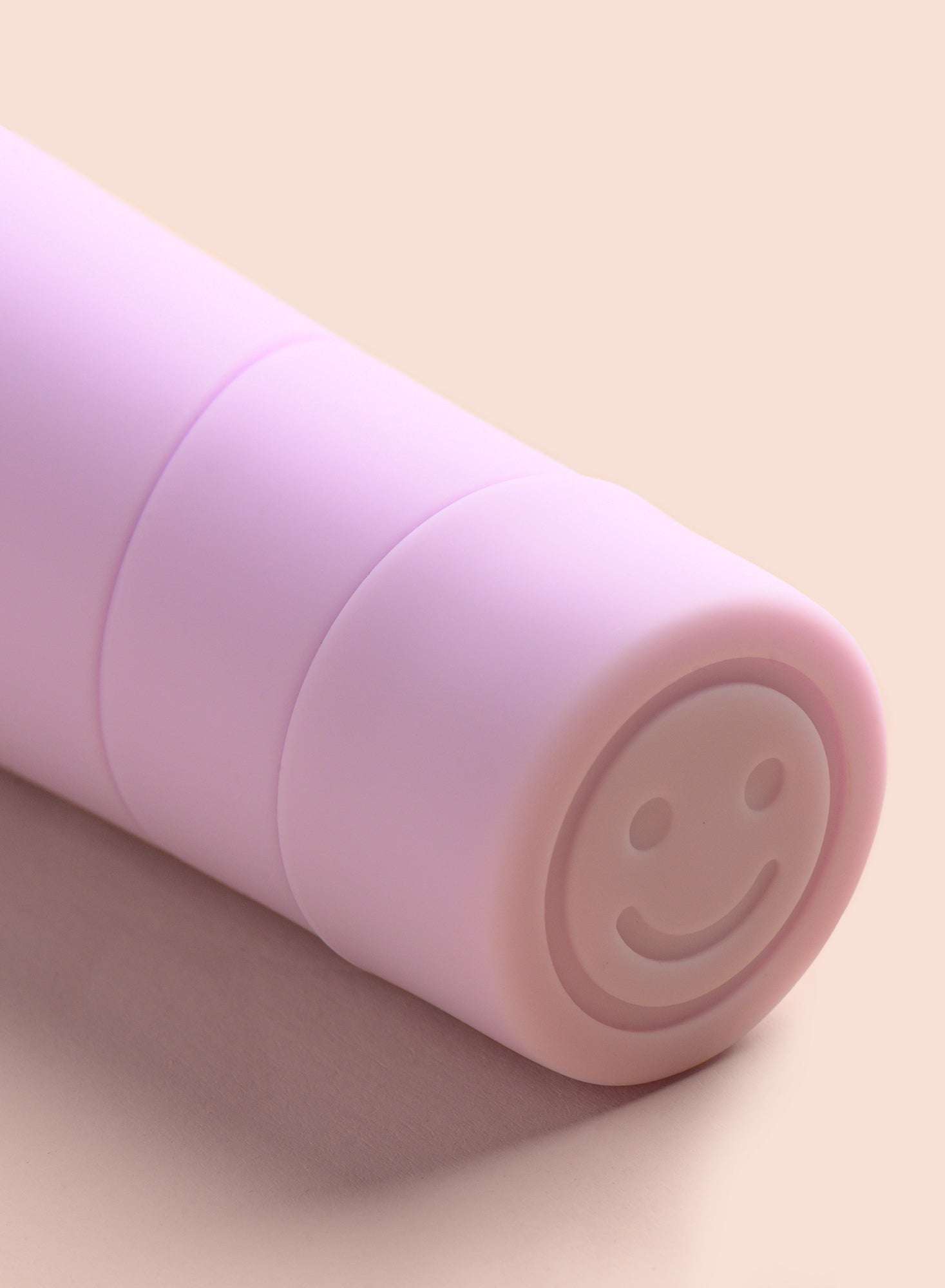 Fleur du Mal Lilac Mist Smile Makers The Billionaire Massager